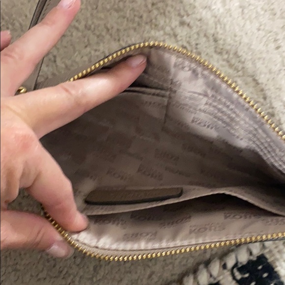 Clutch - Picture 3 of 3